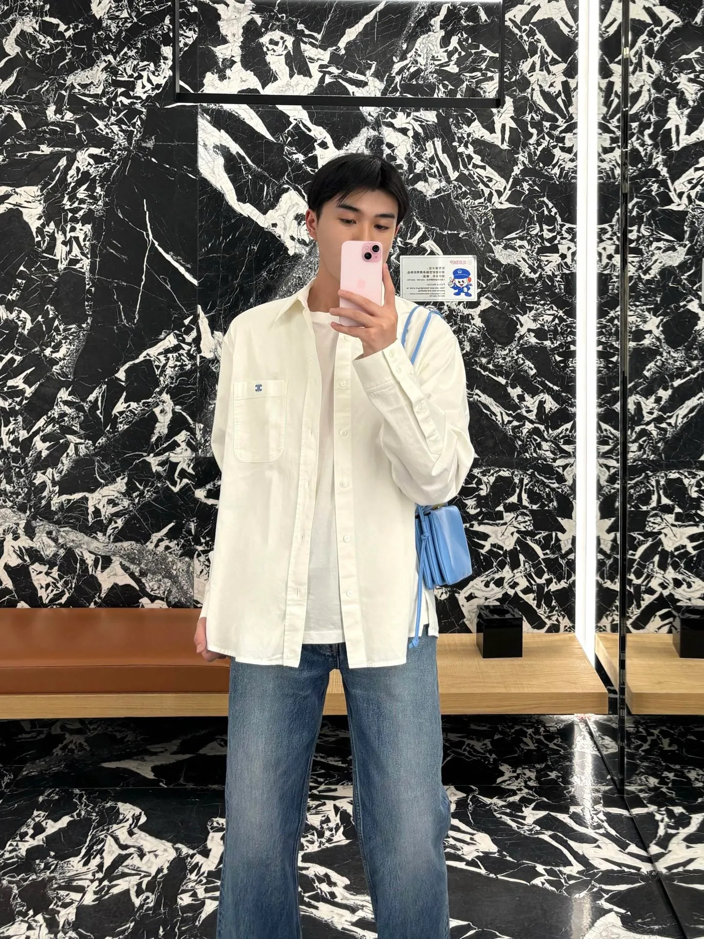 [Upper body picture] Celine Arc de Triomphe logo embroidered long-sleeved shirt